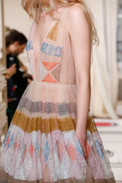 Look 64